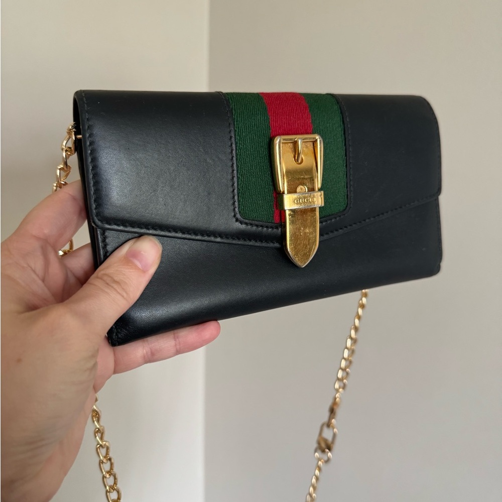 Vintage Gucci Wallet on Chain